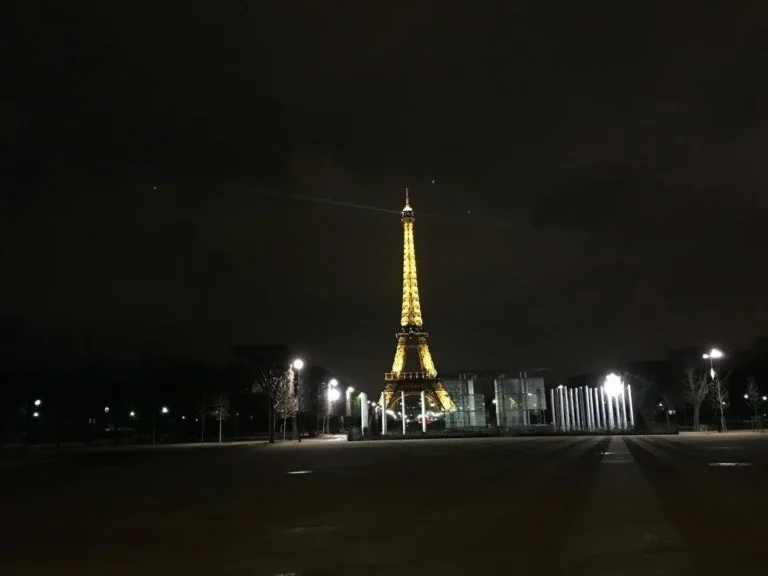 Dispatches from Europe – Paris, Be Mine