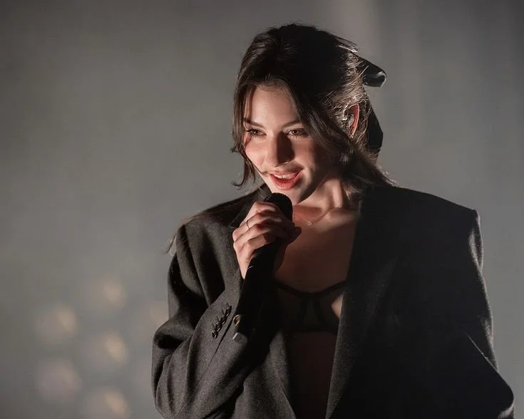 The Impact of Gracie Abrams on Gen-Z Style