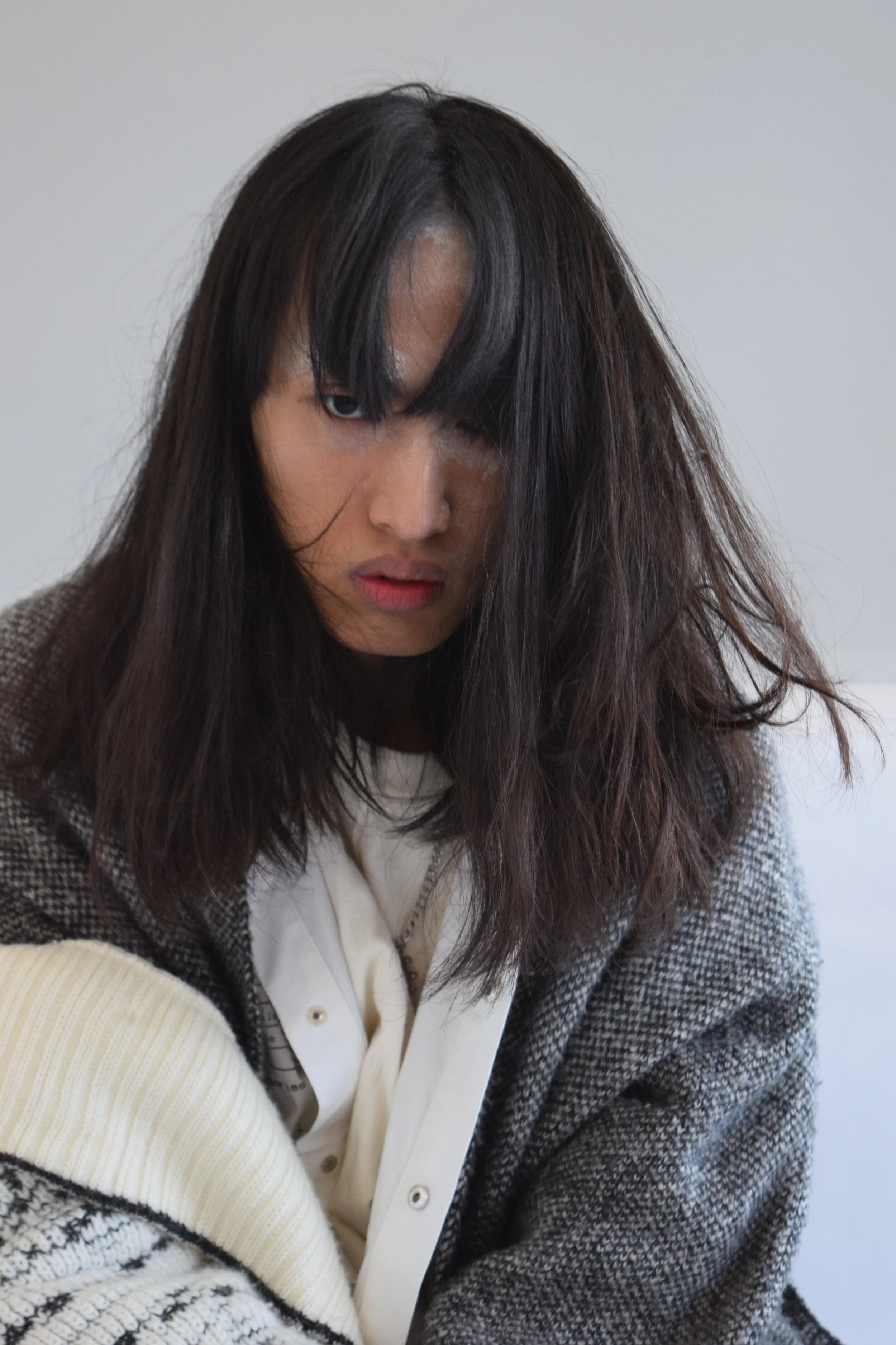   Directed by Lillian Cohen    Photographed by Anne Woodbury    Modeled by Blu  